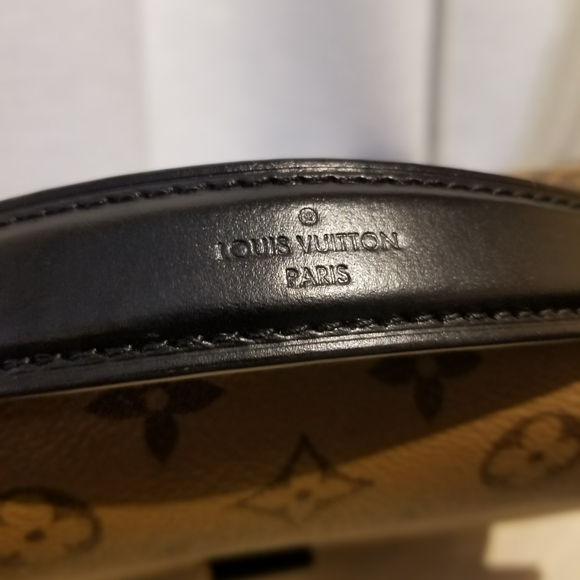 🌼SOLD🌼 Pochette Metis Reverse Monogram - Picture 3 of 7